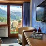 Etoile & Alpenperle Residences 3*