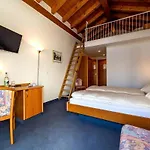 Etoile & Alpenperle Residences 3*