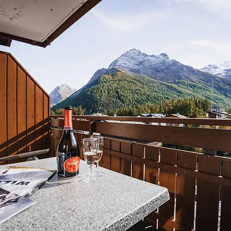 Etoile & Alpenperle Residences فندق 3*